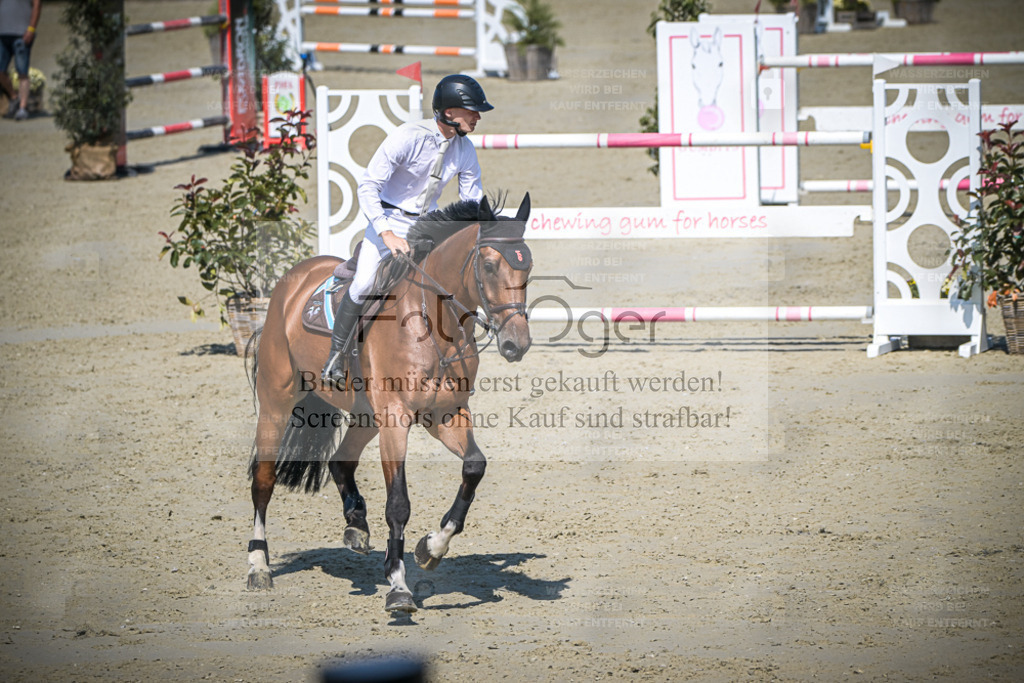 DOS_1442 | Entdecke hochwertige Reitturnierfotos von Foto Oger. Professionell, emotional und authentisch – jetzt Lieblingsmomente im Shop bestellen. - Realisiert mit Pictrs.com