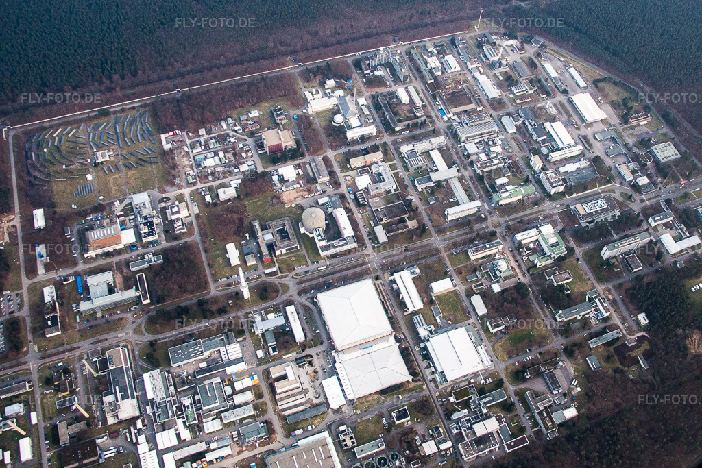 Luftbild: Leopoldshafen, KIK Campus Nord im Ortsteil Leopoldshafen in Eggenstein-Leopoldshafen im Bundesland Baden-Württemberg in Deutschland. Foto: IMG_076648.jpg vom 13.02.2015 durch Werner Riehm/FLY-FOTO.de