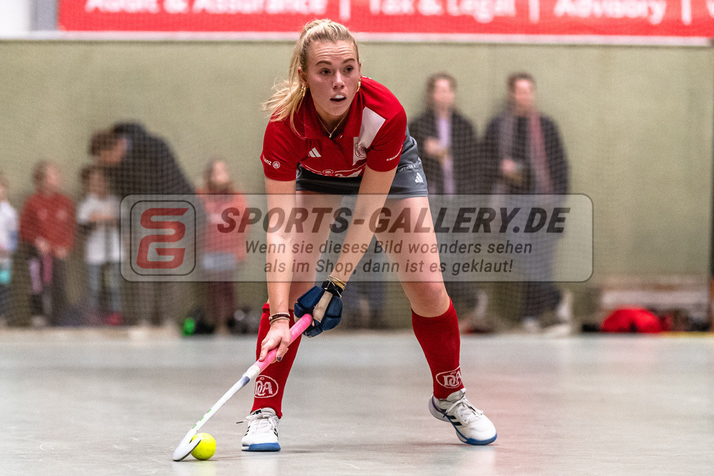 SM_20240112-D5A_9857 | 1.Bundesliga Hallenhockey  (W) HTHC - DCadA / 5:2 (0:0)