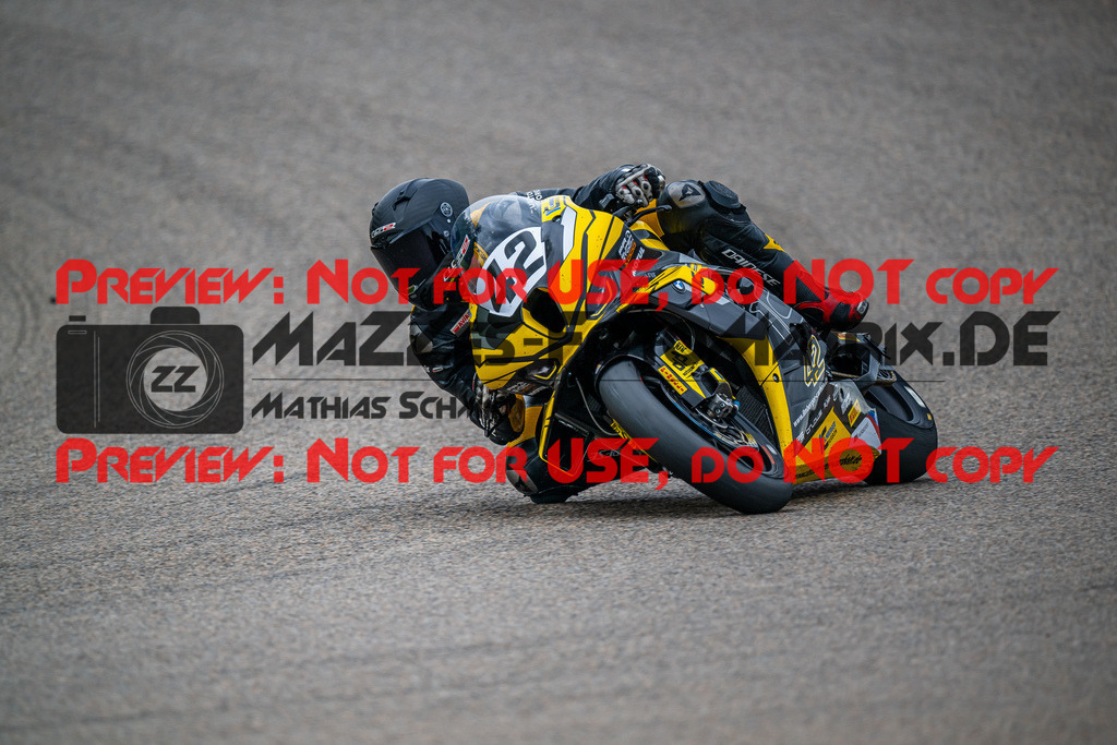 MaZZes_FotoMatrix_240503_6007705_7069 | STK1000