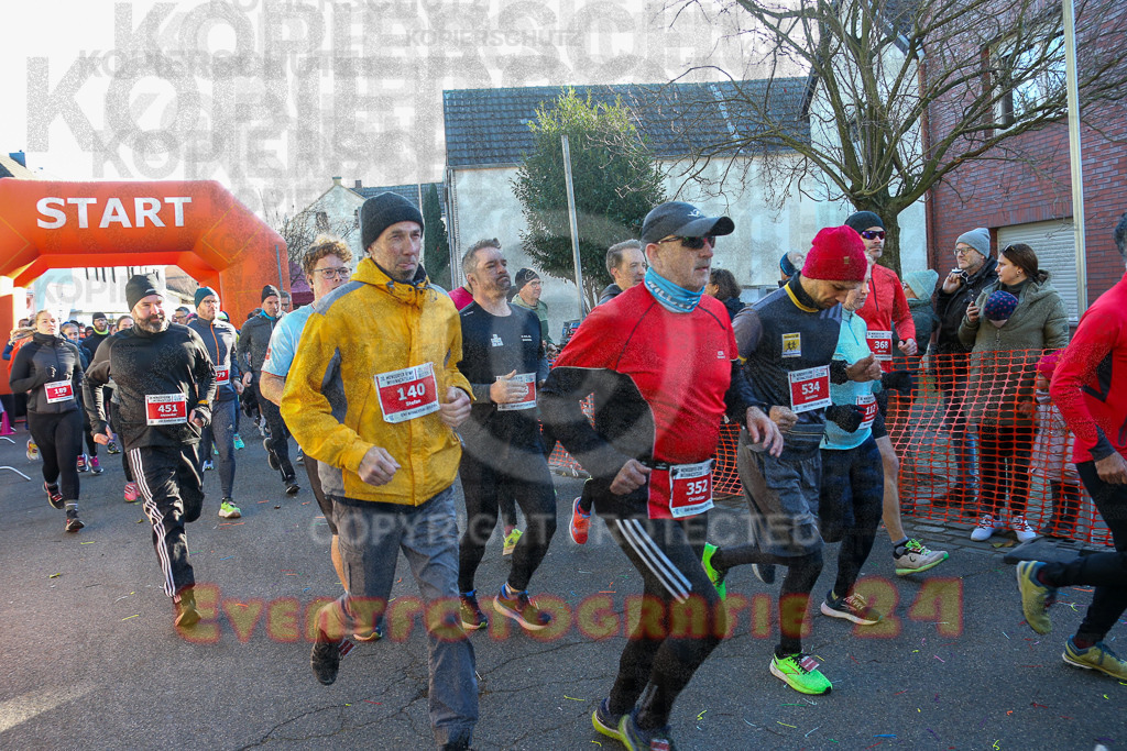 241201_1136_EX1_0480 | Sportfotografie im Rhein-Sieg Kreis, Köln, Bonn, NRW, Rheinland Pfalz, Hessen, etc. Unser Tätigkeitsfeld umfasst den Laufsport vom Volkslauf über den Marathon, Duathlon, Triathon bis zum Ultralauf wie Kölnpfad Ultra oder Schindertrail.