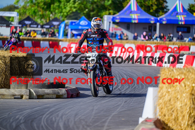 MaZZes_Fotomatrix_20241006_6021986_9527 | PRESTIGE