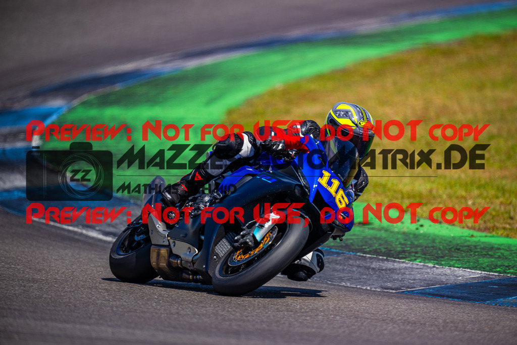 MaZZes_FotoMatrix_240520_6007705_5170 | ROT