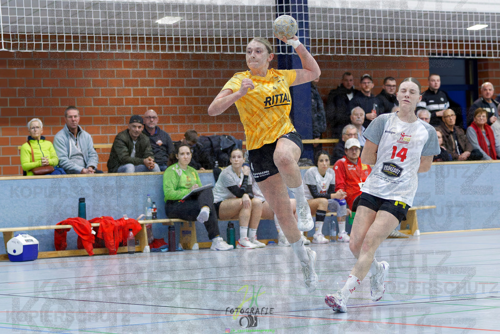 Frauen Oberliga Mitte (HHV); HSG Eibelshausen/Ewersbach - HSG Wettenberg II | Frauen Oberliga Mitte (HHV); HSG Eibelshausen/Ewersbach - HSG Wettenberg II am 13.12.2025 in Steinbrücken (Sporthalle am Hammerweiher)Photo © 2025 - Jörg Heinrich - Realisiert mit Pictrs.com