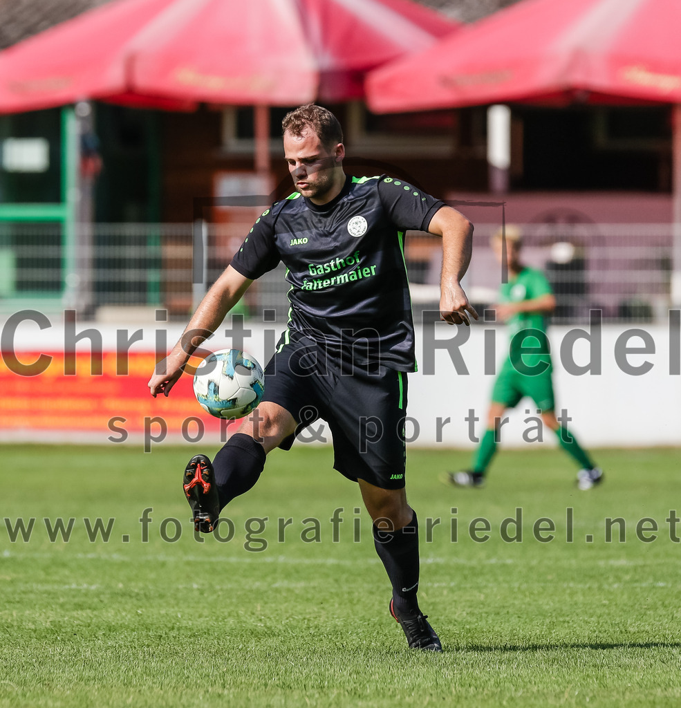 2023-07-09_049_FC_Forstern_gegen_SpVgg_Neuching | Forstern, Deutschland, 09.07.2023:
Fußball, Kreisklasse 2023 / 2024, Testspiel, FC Forstern gegen SpVgg Neuching, Endergebnis: 2:4

Lucas Bertsch (SpVgg Neuching, #4)

Foto: Christian Riedel / fotografie-riedel.net