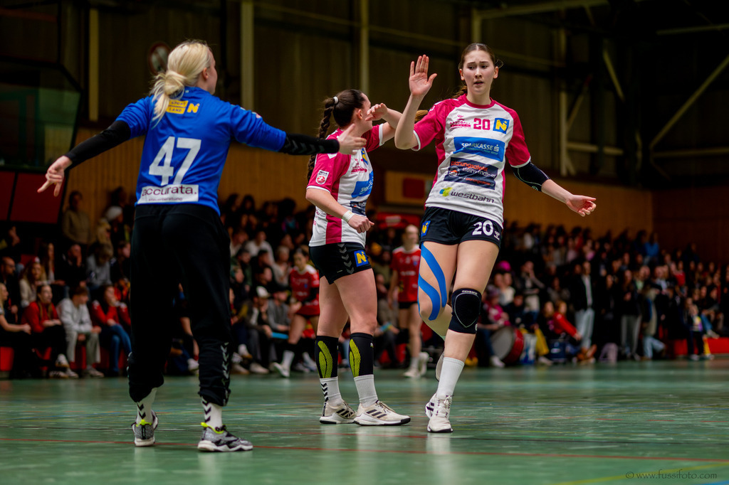 DSC_5662 | "Fussifoto.com – Ihr Ansprechpartner für hochwertige Fotografie! Entdecken Sie kreative Bilder und professionelle Dienstleistungen. Kontaktieren Sie uns für Ihre Projekte!"