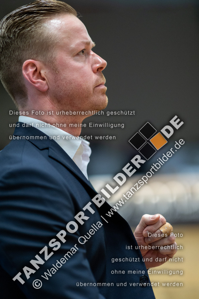 20230114-00946 | Hier finden Sie Tanz Bilder vom Latein und Standard Formationen tanzen. Sportbilder vom Tanzsport. Schöne Fotos und von Weltmeisterschaft, Europameisterschaft, Bundesliga, Regionalliga, Oberliga und Landesliga sowie von GOC Stuttgart, DanceComp, WM Bremen