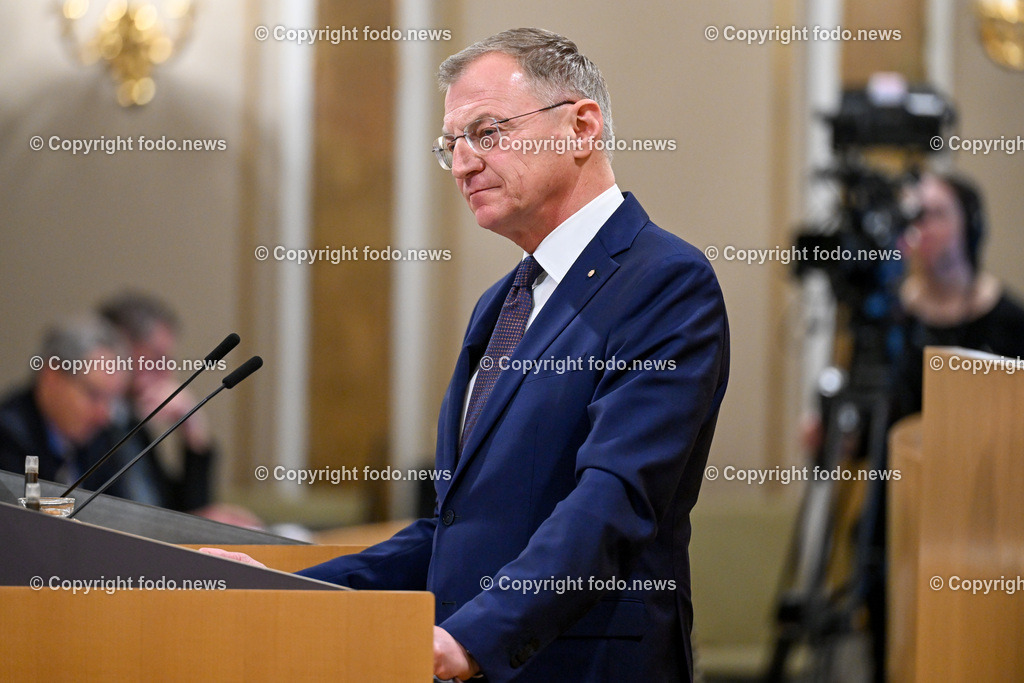 Landhaus Linz_ Promenade_ Landtagssitzung_ 07.03.2024-77 | 07.03.2024, Landhaus Linz AUT, Promenade, Landtagssitzung, im Bild LH Thomas Stelzer (VP, Landeshauptmann Ooe)