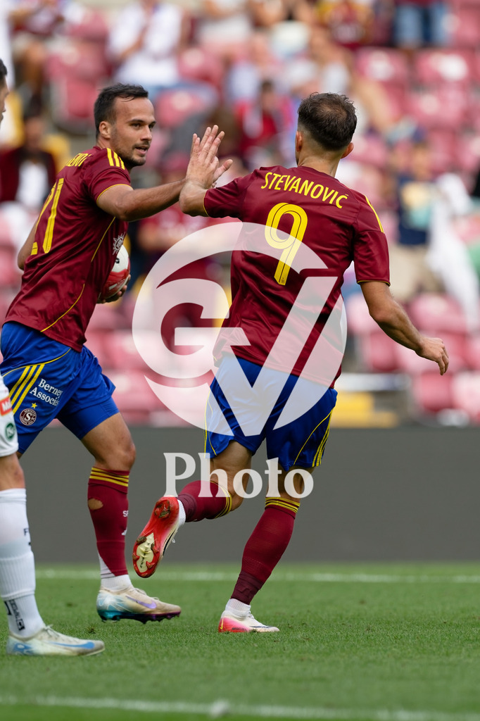 Brack Super League - Servette FC v FC Saint-Gall | Miroslav Stevanovic (9 Servette FC) celebrates after scoring his team's first goal with teammates Jeremy Guillemenot (21 Servette FC) during the Brack Super League match between Servette FC and FC Saint-Gall at Stade de Geneve in Geneva, Switzerland
