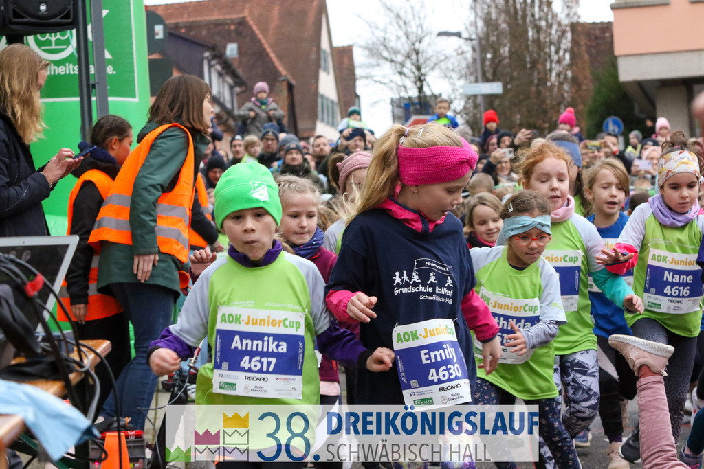 400m AOK Junior Cup | 3 Koenigslauf 2024 400m AOK Junior Cup - Realisiert mit Pictrs.com