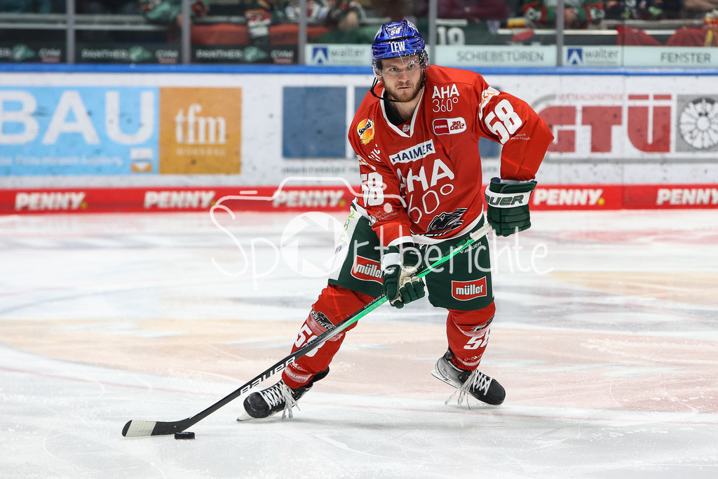 Augsburger Panther - Fischtown Pinguins Bremerhaven | Maximilian RENNER (AEV #58) am Puck /Freisteller / Einzelfoto