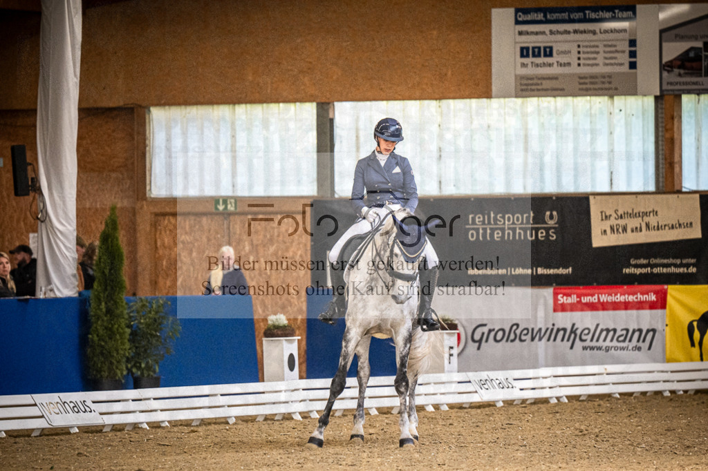 DOS_3238 | Entdecke hochwertige Reitturnierfotos von Foto Oger. Professionell, emotional und authentisch – jetzt Lieblingsmomente im Shop bestellen.Deutschlandweite Turnierfotografie. - Realisiert mit Pictrs.com