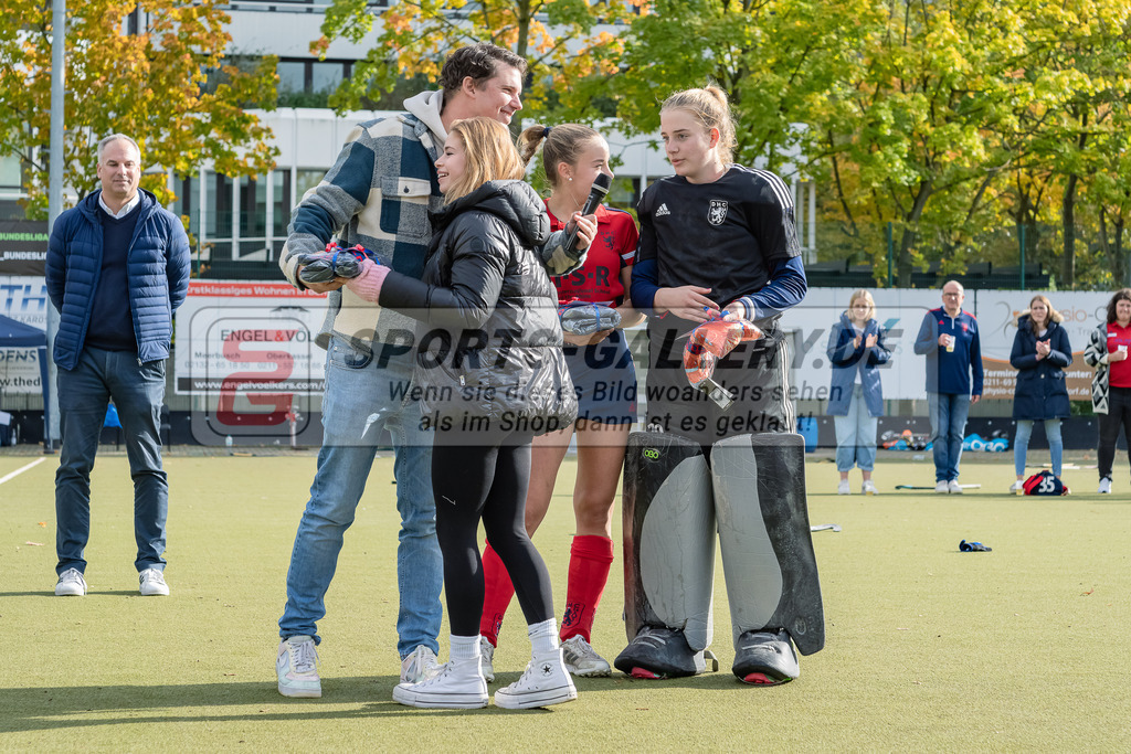 HK_20231022_106193 | Finale Deutsche Meisterschaft Feld WU16 Uhlenhorst Mülheim - Düsseldorfer HC am 22.10.2023 DHC, Düsseldorf ,