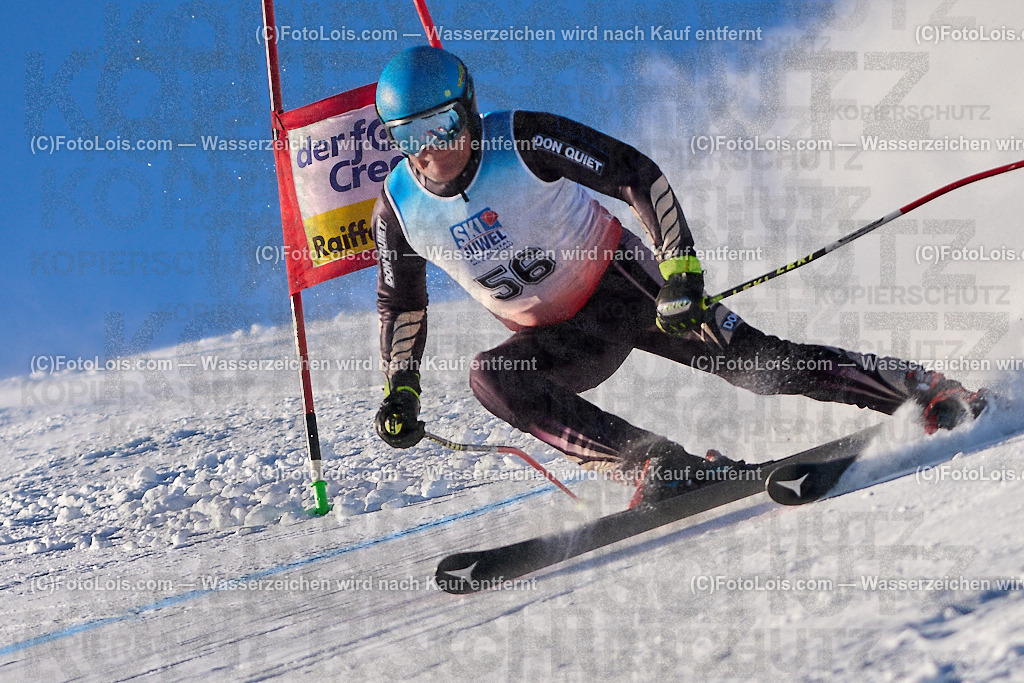 ALP4074_MASTERS-Cup_GS-A Herrn_Neuzil Jiri | (C)FotoLois.com, Alois Spandl. FIS Masters-Cup Wildschönau, Giant Slalom auf der Piste Schatzberg GS, Siegerehrung auf dem Dorfplatz Niederau, Sa 13. Januar 2024.