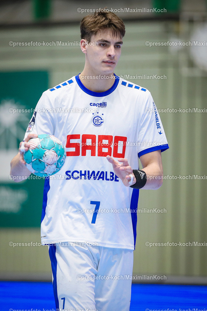 Wup1HBL10032402077 | 10.03.2024, Wuppertal, Handball, Uni-Halle, Liqui Moly Bundesliga, 25. Spieltag, Bergischer HC - VfL Gummersbach: Julian Köster (VfL Gummersbach)
