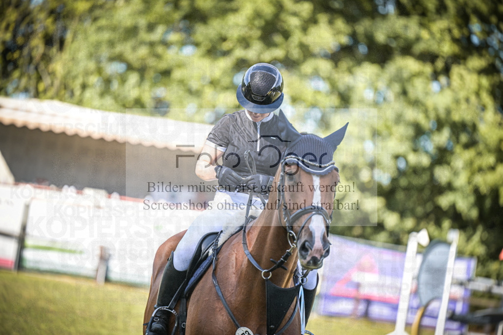 DOS_0028 | Entdecke hochwertige Reitturnierfotos von Foto Oger. Professionell, emotional und authentisch – jetzt Lieblingsmomente im Shop bestellen.Deutschlandweite Turnierfotografie. - Realisiert mit Pictrs.com