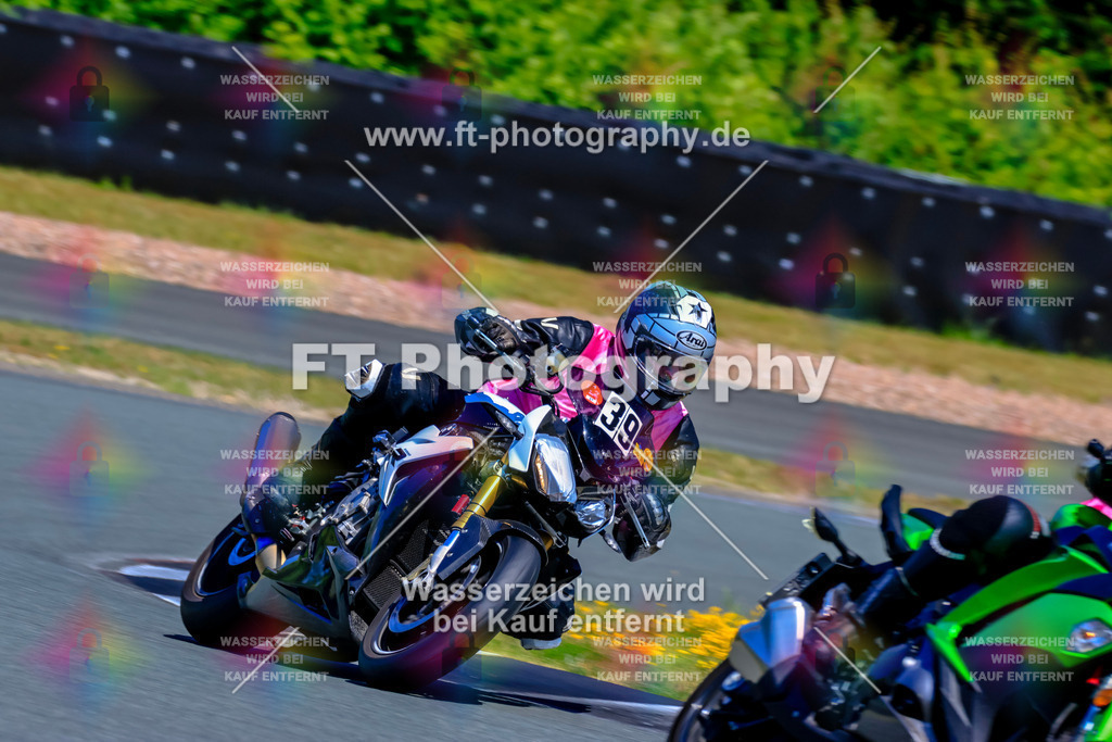 _TCM6486 | Hier findet Ihr Bilder von Touristenfahrten auf der Nürburgring Nordschleife oder von anderen Veranstaltungen die ich besucht habe. Viel Spass beim Durch Schauen 