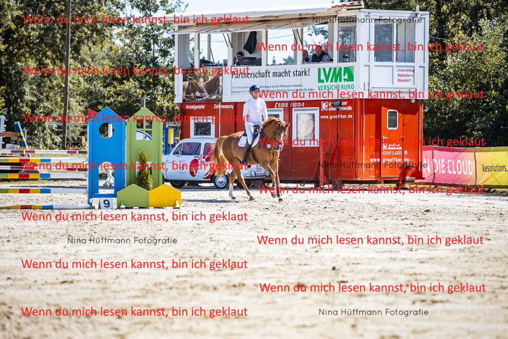 BK1A5516 | Turnierbilder Turnierfotos Nina Hüffmann Turnierfotografie Pferdefotografie Tierzeichnung Haustierzeichnung Pferdezeichnung Hundezeichnung Videograf  - Realisiert mit Pictrs.com