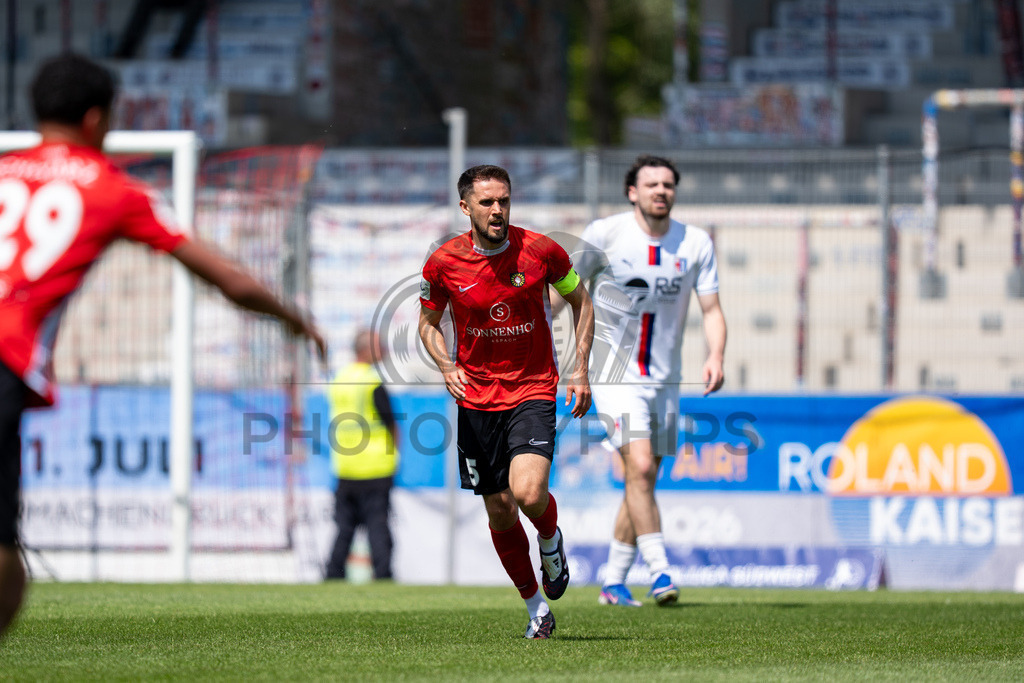 SG Sonnenhof Großaspach vs. SG Barockstadt Fulda-Lehnerz, Fussball, Regionalliga Suedwest, 33. Spieltag, 09.05.2026 | Volkan Celiktas (SG Sonnenhof Großaspach, #05),SG Sonnenhof Großaspach vs. SG Barockstadt Fulda-Lehnerz, Fussball, Regionalliga Suedwest, 33. Spieltag, 09.05.2026
