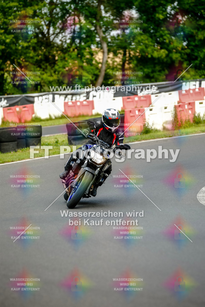 VBK-4573 | Hier findet Ihr Bilder von Touristenfahrten auf der Nürburgring Nordschleife oder von anderen Veranstaltungen die ich besucht habe. Viel Spass beim Durch Schauen 