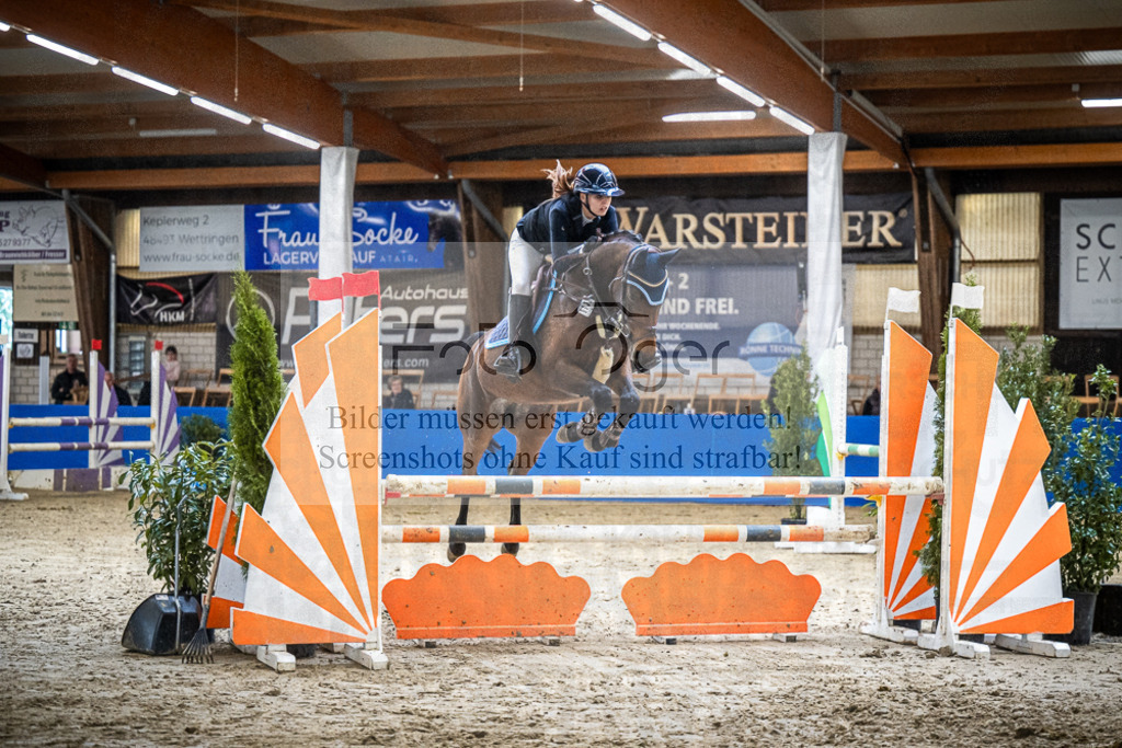DOS_2454 | Entdecke hochwertige Reitturnierfotos von Foto Oger. Professionell, emotional und authentisch – jetzt Lieblingsmomente im Shop bestellen.Deutschlandweite Turnierfotografie. - Realisiert mit Pictrs.com
