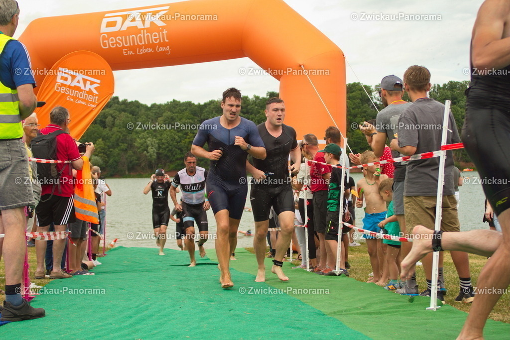 2023_0630_KoberTriathlon_Jeder0105 | Urban. Natur. Panorama. Luftbild. 
Der Bildershop für aufregende Perspektiven!
Für Deko, Wandbild und Kalender!
Wir bringen LED-Bilder zum Leuchten!
