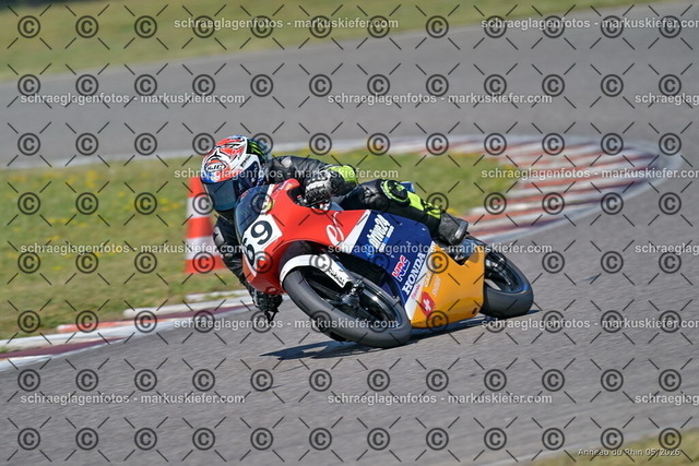 26BT01-1613 | 069 - Realisiert mit Pictrs.com
