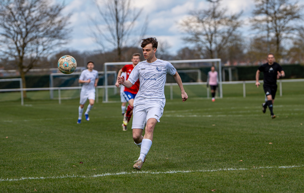 Fußball I Herren I Saison 2025-2026 I Halbfinale Kreispokal VEC I  BW Langförden - TV Dinklage II I 18790 | jns.sportfotos - Realisiert mit Pictrs.com