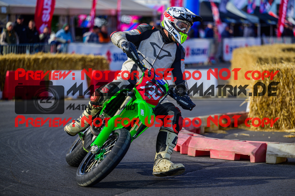 MaZZes_Fotomatrix_20241006_6021986_8771 | SUPERMOTO