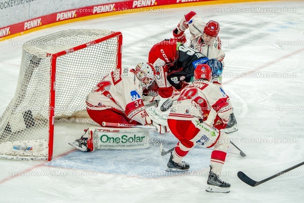 xKKUx13032601021 | 13.03.2026, xkkux, Eishockey, DEL2 Pre-Playoffs, Herren, Saison 2025 / 2026, Düsseldorfer EG - EV Landshut, PSD Bank Dome Düsseldorf: Simon Thiel (DEG #96) vor dem Tor von Jonas Langmann (EV Landshut #34)  Wade Bergmann (EV Landshut #48) David Stieler (EV Landshut #21) 