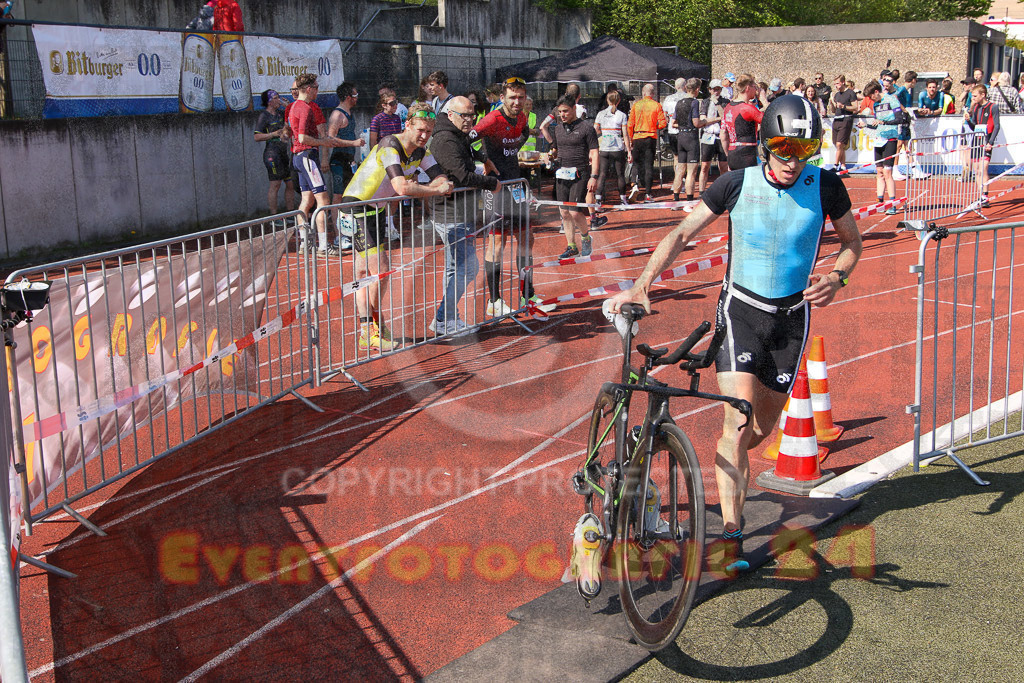 220424_1125_EV8_9000 | Sportfotografie im Rhein-Sieg Kreis, Köln, Bonn, NRW, Rheinland Pfalz, Hessen, etc. Unser Tätigkeitsfeld umfasst den Laufsport vom Volkslauf über den Marathon, Duathlon, Triathon bis zum Ultralauf wie Kölnpfad Ultra oder Schindertrail.