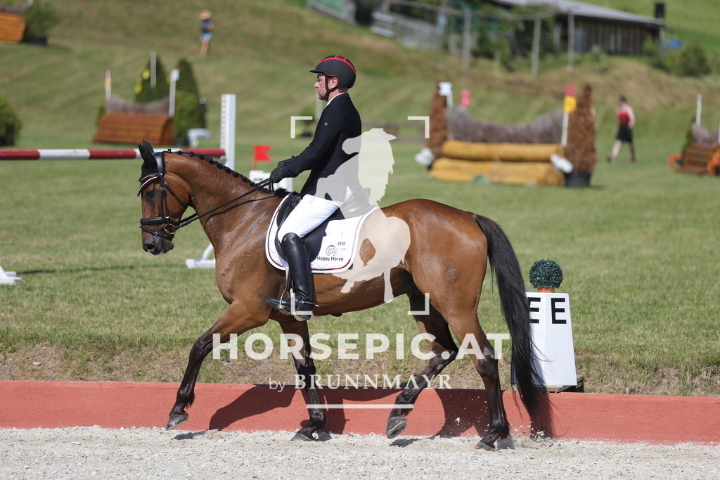 0P6A7793 | Willkommen bei Brunnmayr - Design & Fotografie – Ihrem Spezialisten für Reitturniere und Pferdeveranstaltungen in Oberösterreich, Salzburg und Bayern! Seit über 17 Jahren sind wir leidenschaftlich dabei.