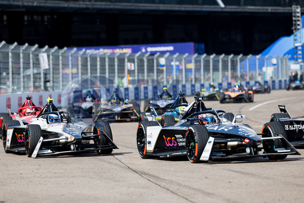 GEPA-20230423-101-147-0183 | BERLIN,GERMANY,23.APR.23 - MOTORSPORTS, FORMEL E - E-Prix of Berlin, Berliner Tempelhof Airport Circuit. Image shows Sam Bird (GBR / Jaguar) and Mitch Evans (NZL / Jaguar).  
Photo: GEPA pictures/ Matthias Trinkl