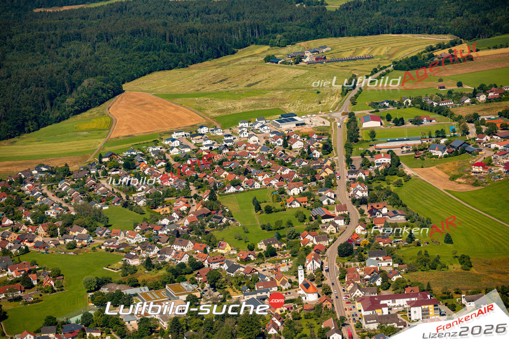 Das Luftbild zeigt :  Rosenberg - Die Luftaufnahme wurde 2024 vom UL-Flugzeug aus erstellt ( keine Drohne ) - Hochauflösende Luftaufnahme - Für grossformatige Ausdrucke geeignet. Die Geschenkidee !Mit Lizenz und Bildrechte bestellbar