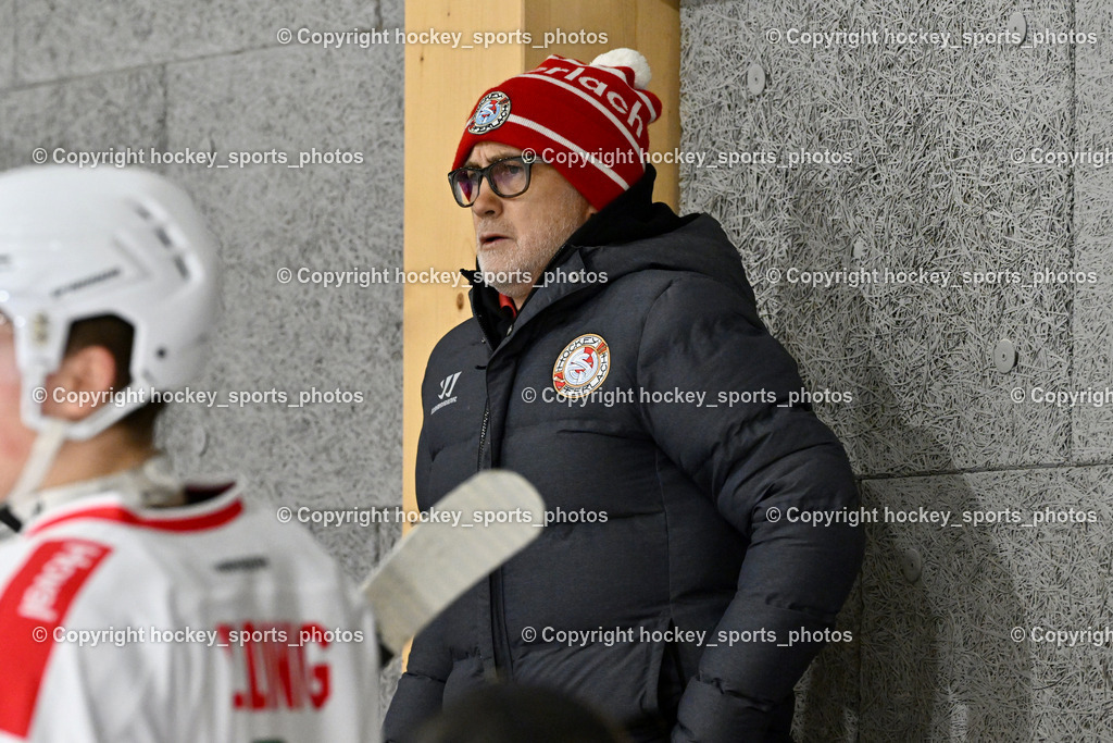 ESV FERLACH vs. ESC SOCCERZONE STEINDORF | Headcoach ESV Ferlach Vnuk Jure, ESV FERLACH vs. ESC SOCCERZONE STEINDORF, ESV FERLACH vs. ESC SOCCERZONE STEINDORF am 22.11.2024 in Ferlach (Eishalle Ferlach ), Austria, (Photo by Bernd Stefan)