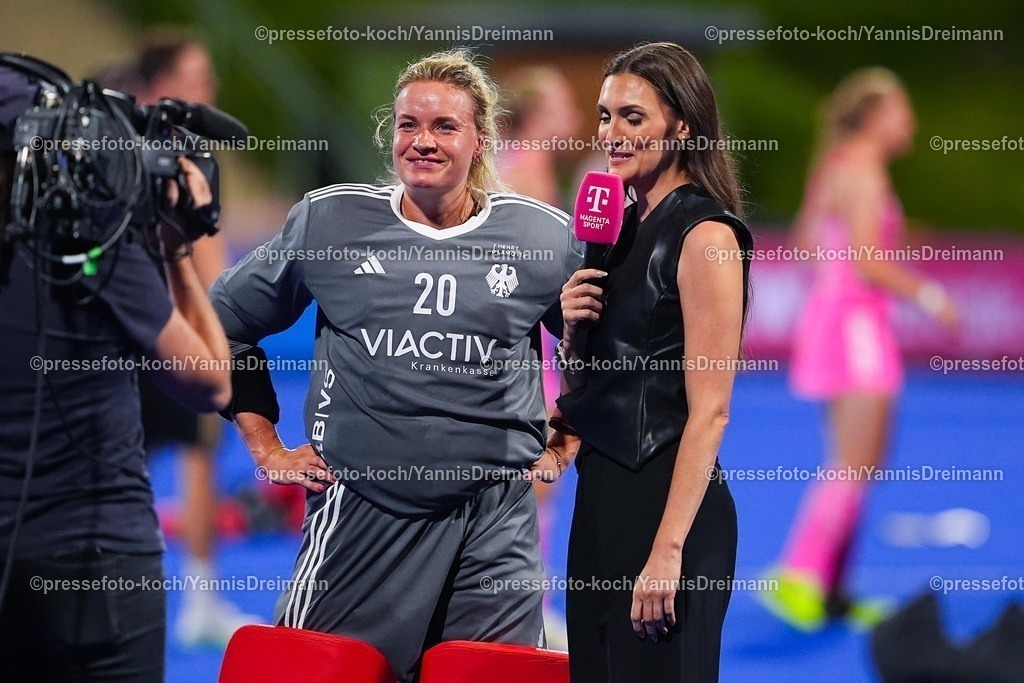 xydrx15082504083 | 15.08.2025, xydrx, Frauen EuroHockey Championship 2025, Halbfinale, Belgien - Deutschland, Sparkassenpark Mönchengladbach: Julia Sonntag (GER #20) im interview