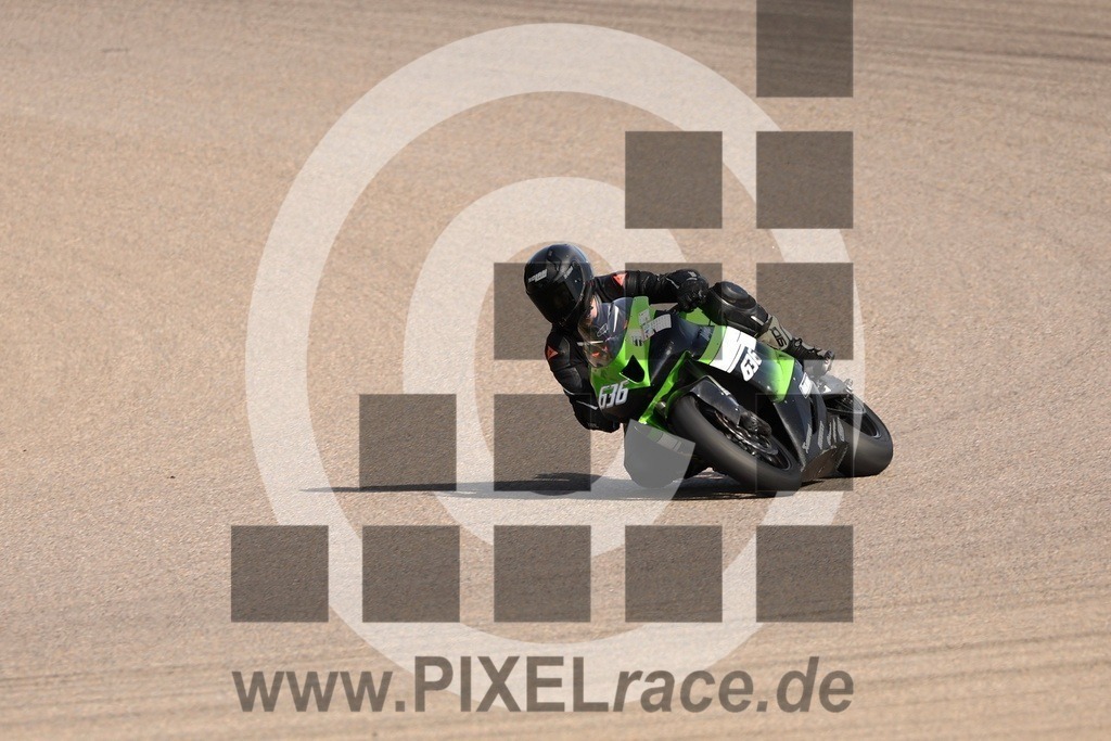 0636-20240923_11519 | Schöne Erinnerungen an spannende Momente - das festzuhalten ist unser Job. PIXELrace.de ist seit 2003 auf den Rennstrecken Europas unterwegs um die Action draußen beim Fahren und die wunderbare Stimmung imm Fahrerlager für euch einzufangen.