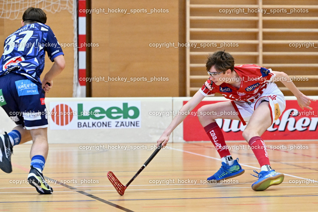VSV Unihockey vs. KAC Floorball | #37 Aleksander Bogataj VSV Unihockey, #94 Moritz Gunzer KAC Floorball, VSV Unihockey vs. KAC Floorball, VSV Unihockey vs. KAC Floorball am 12.04.2025 in Villach (Ballspielhalle St. Martin), Austria, (Photo by Bernd Stefan)