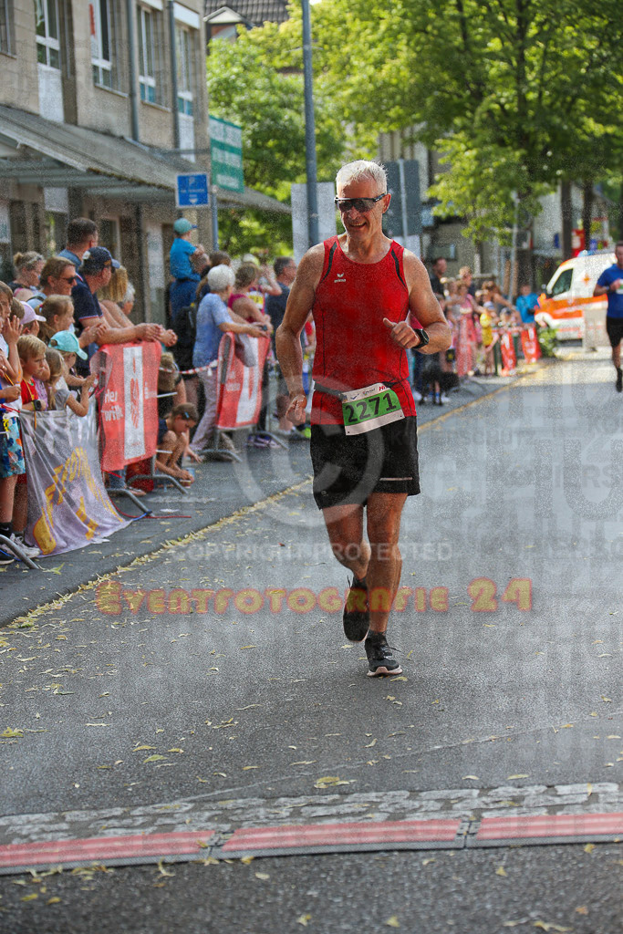 220625_1650_EX1_5147 | Sportfotografie im Rhein-Sieg Kreis, Köln, Bonn, NRW, Rheinland Pfalz, Hessen, etc. Unser Tätigkeitsfeld umfasst den Laufsport vom Volkslauf über den Marathon, Duathlon, Triathon bis zum Ultralauf wie Kölnpfad Ultra oder Schindertrail.
