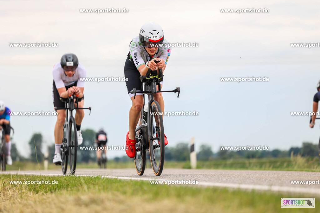 BR8A6578 | Stadttriathlon Erding 2025. #yourpictrs #sportshot_your_pictrs @Sportshotphotography #stadttriathlonerding Copyright: www.sportshot.de