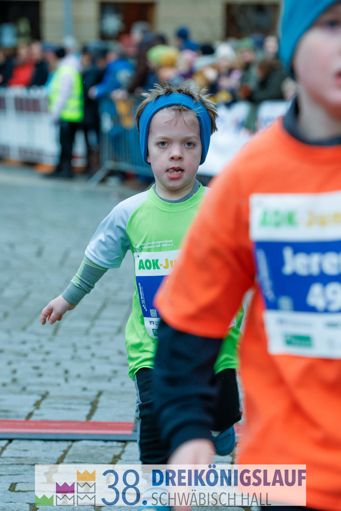 400m AOK Junior Cup | 3 Koenigslauf 2024 400m AOK Junior Cup - Realisiert mit Pictrs.com