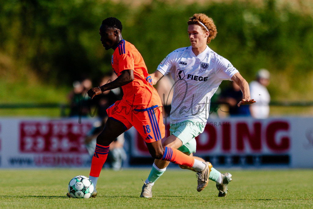 Testspiel, Saison 2026/27: SC Preußen Münster - Kickers Emden | Billerbeck, 10.07.2026: Testspiel, SC Preußen Münster gegen Kickers Emden auf der Anlage des DJK Billerbeck in Billerbeck. Foto: sportfotografie.ms | Markus Paletta - Realisiert mit Pictrs.com