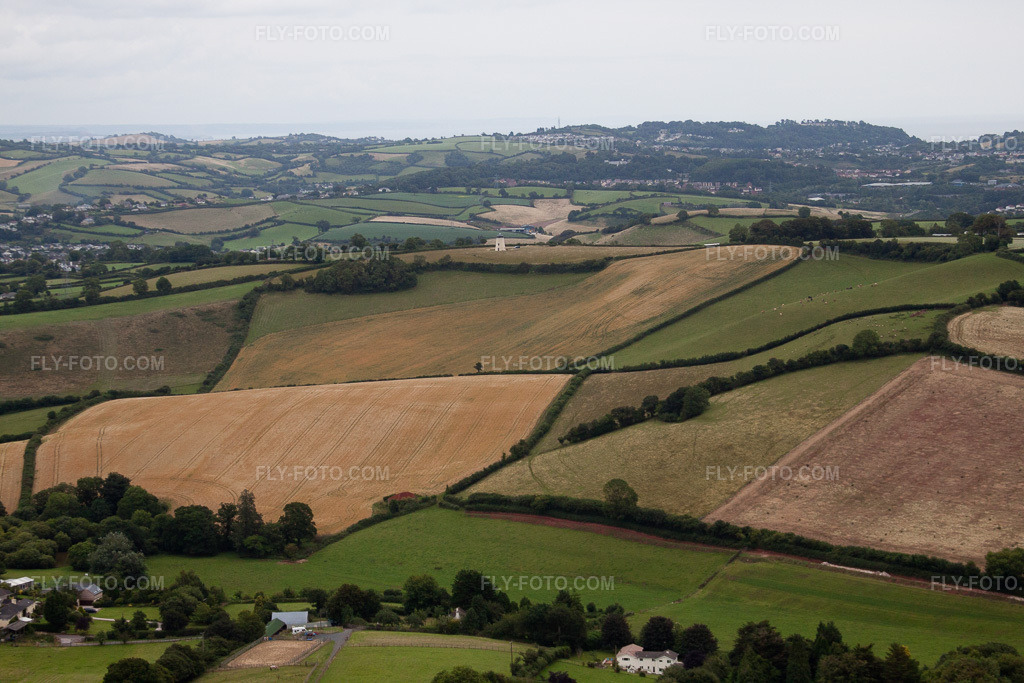 Aerial view: View of the town in Marldon in the state England, Great Britain. – Photo: IMG_19519.jpg taken on 07/20/2009 by Werner Riehm/FLY-FOTO.com – Resolution of the original: 4752 x 3168 px