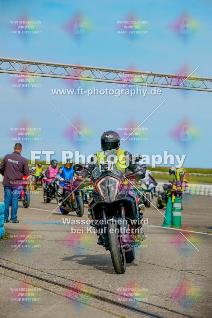 _MOT1000 | Hier findet Ihr Bilder von Touristenfahrten auf der Nürburgring Nordschleife oder von anderen Veranstaltungen die ich besucht habe. Viel Spass beim Durch Schauen 