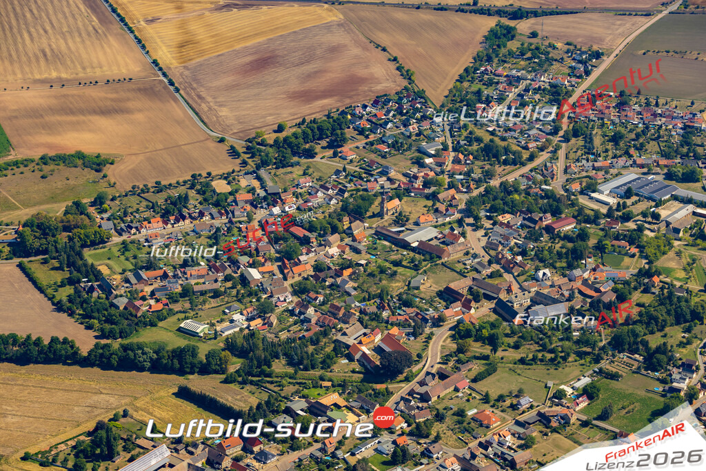 Die Luftaufnahme Mehringen - Aschersleben wurde 2022 vom Flugzeug aus (keine Drohne) erstellt. Hohe Auflösung -für große Poster und Wandbilder geeignet - Garantiert!