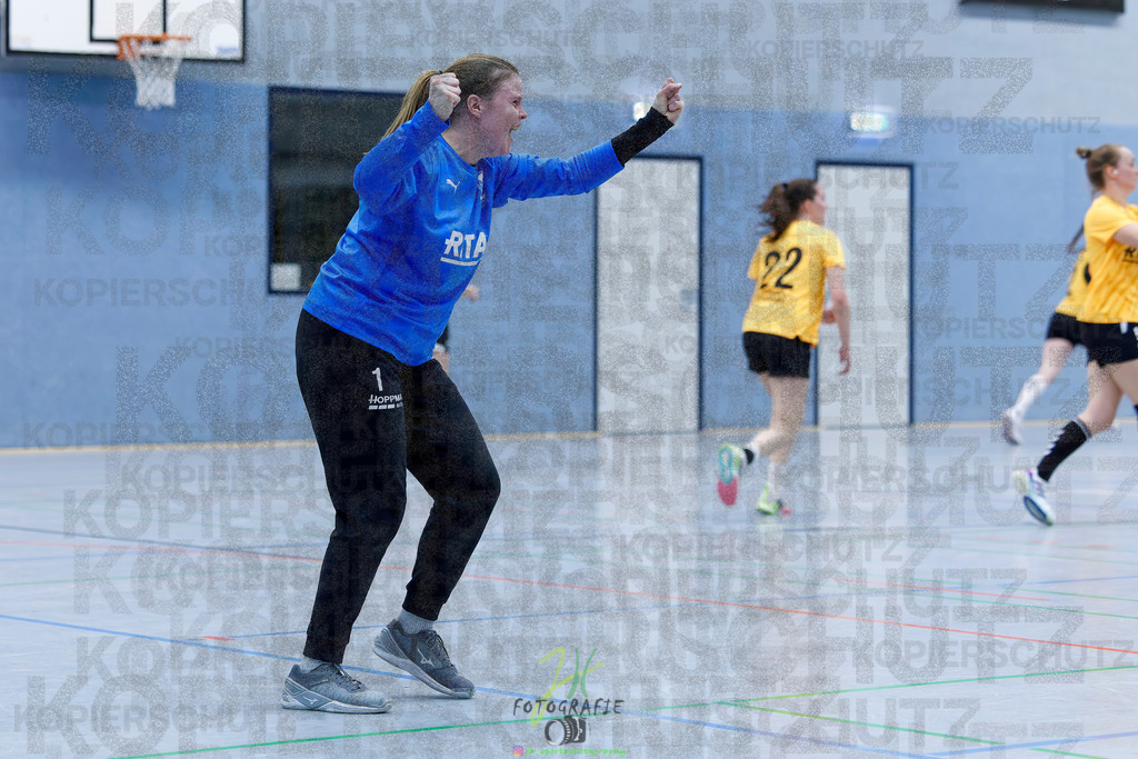 Handball Frauen Oberliga Mitte, HSG Eibelshausen/Ewersbach - HSG Lumdatal | Handball Frauen Oberliga Mitte, HSG Eibelshausen/Ewersbach - HSG Lumdatal am 21.02.2026 in Dietzhölztal-Steinbrücken (Sporthalle am Hammerweiher)Photo © 2026 - Jörg Heinrich - Realisiert mit Pictrs.com