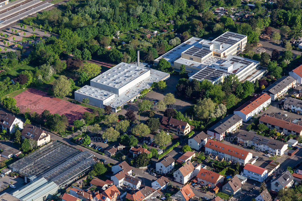 Luftbild: Integrierte Gesamtschule Landau im Ortsteil Queichheim in Landau im Bundesland Rheinland-Pfalz in Deutschland. Foto: IMG_131357.jpg vom 07.05.2022 durch Werner Riehm/FLY-FOTO.deWWW.IGS-LANDAU.DE