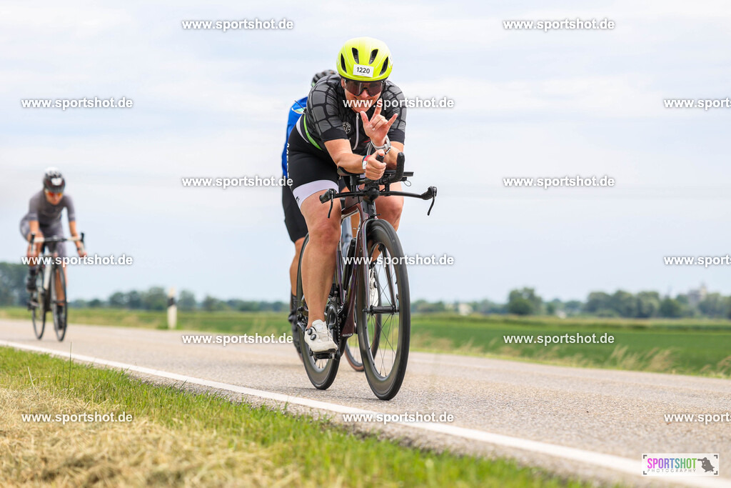 BR8A5048 | Stadttriathlon Erding 2025. #yourpictrs #sportshot_your_pictrs @Sportshotphotography #stadttriathlonerding Copyright: www.sportshot.de