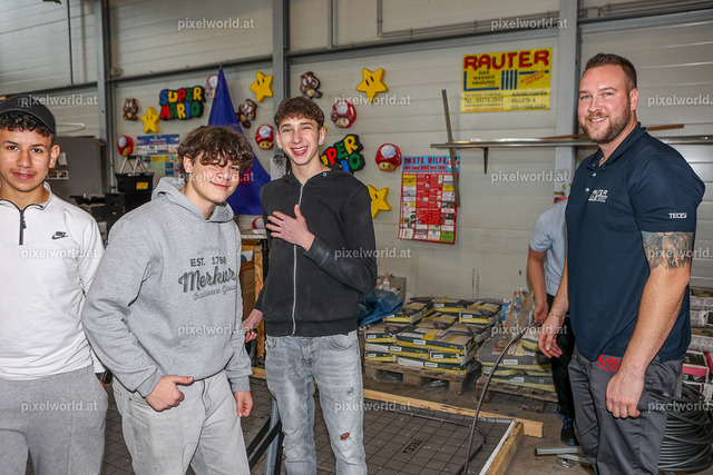 Rauter Installationen - Poly goes Backstage | Bildershop von pixelworld.at - Realisiert mit Pictrs.com