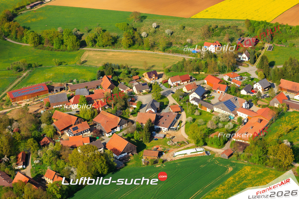 Die Luftaufnahme der Stadt Küps wurde vom UL-Flugzeug heraus erstellt ( keine Drohne )- hohe Auflösung für beste Qualität
